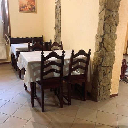 Apartament-Minihotel Elpida Львов Экстерьер фото