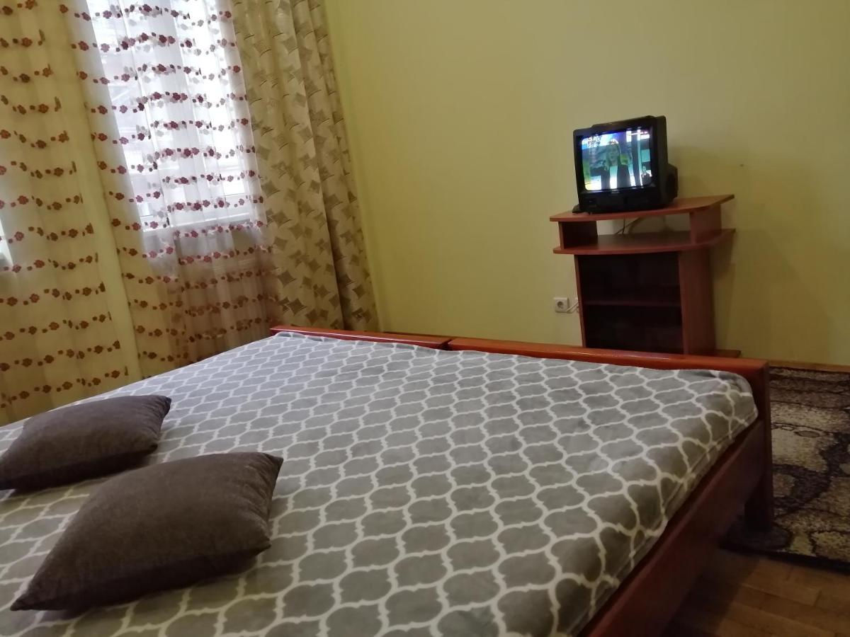 Apartament-Minihotel Elpida Львов Экстерьер фото
