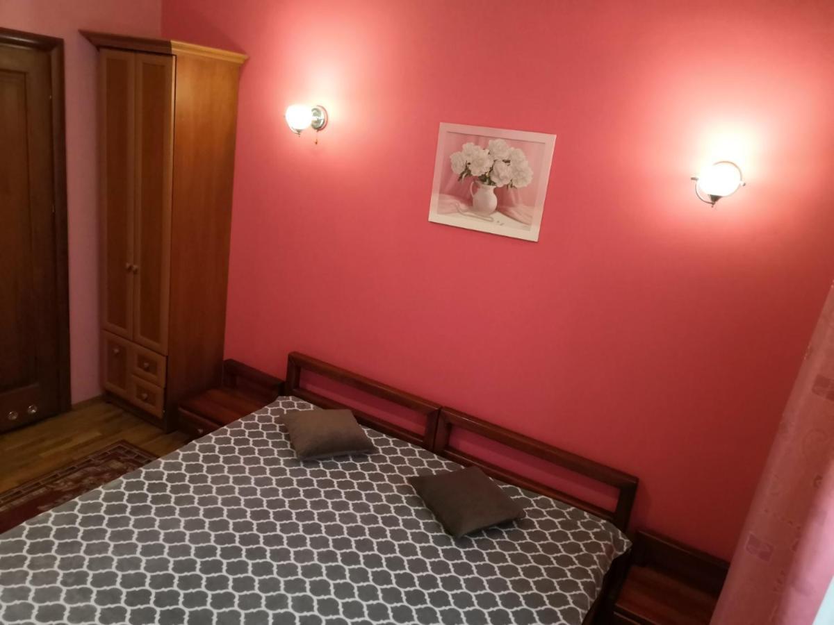 Apartament-Minihotel Elpida Львов Экстерьер фото