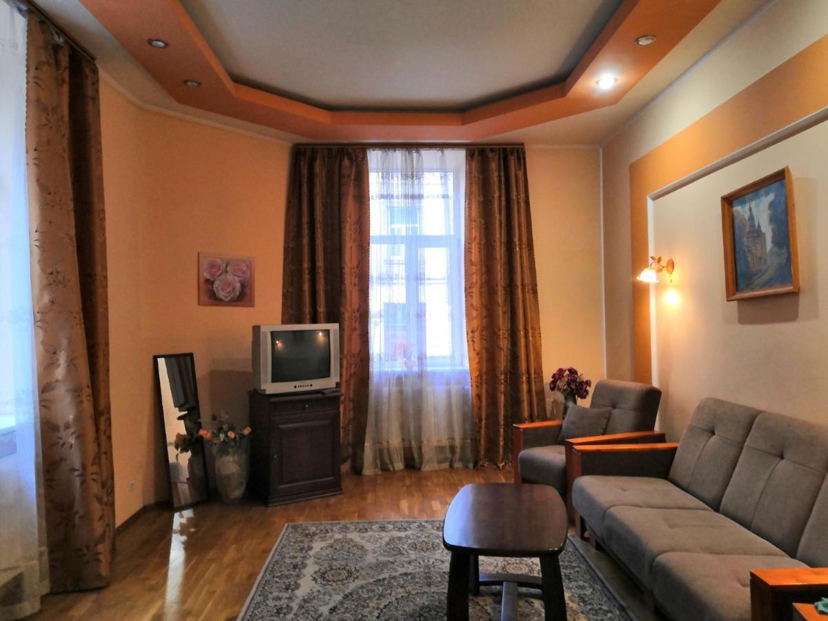 Apartament-Minihotel Elpida Львов Экстерьер фото
