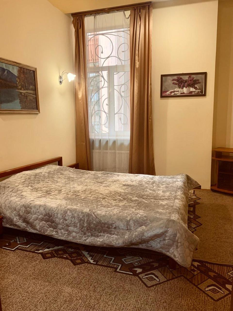 Apartament-Minihotel Elpida Львов Экстерьер фото