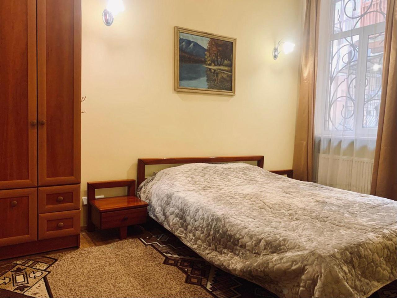 Apartament-Minihotel Elpida Львов Экстерьер фото