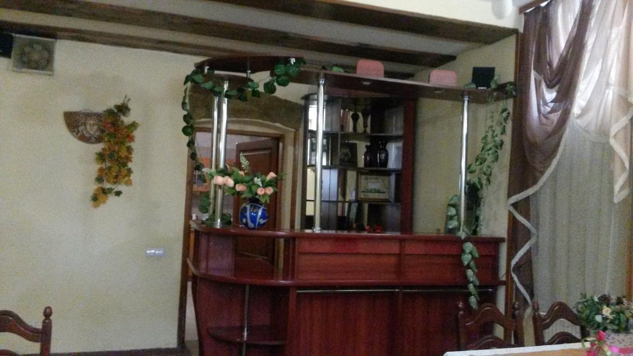 Apartament-Minihotel Elpida Львов Экстерьер фото